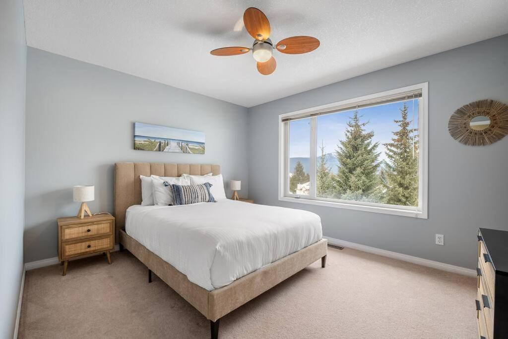 Holiday home R&r Relaxation Ridge, Private Hot Tub, Spacious Radium Hot Springs
