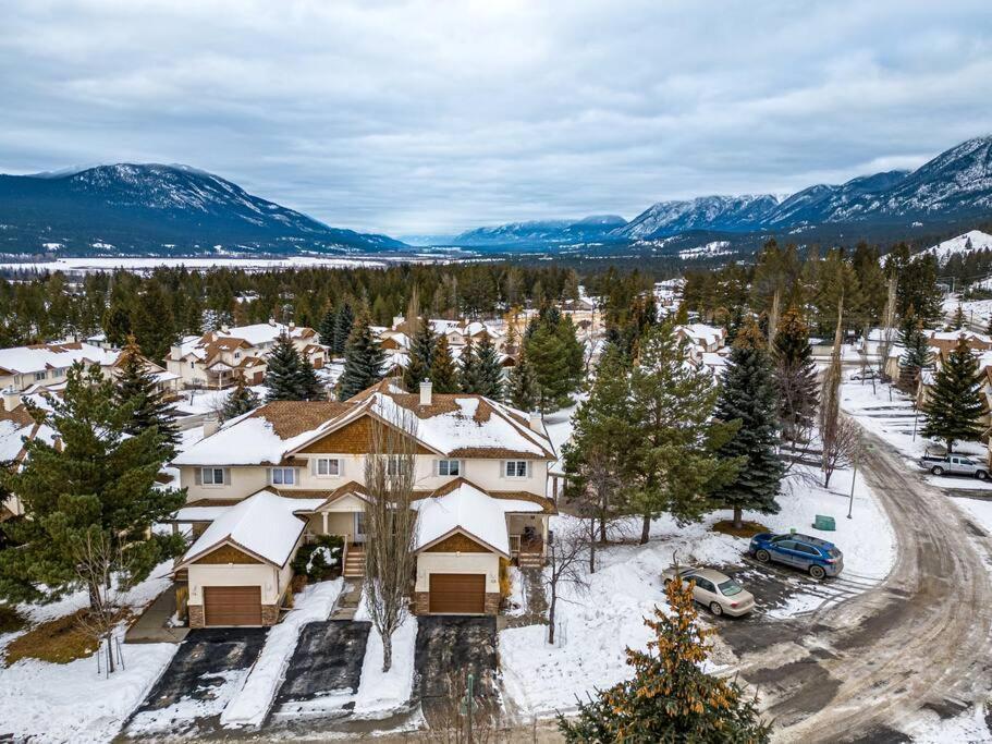 Holiday home R&r Relaxation Ridge, Private Hot Tub, Spacious